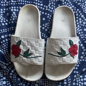 Leila Hurst x Vans Slides